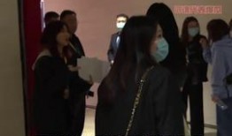 娱乐吃瓜视频用哪样配音,揭秘热门视频背后的配音秘密